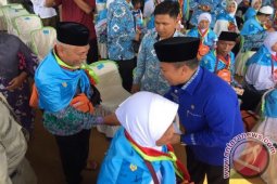 Bupati Minta Calhaj Doakan Harga Sawit Meningkat