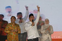 Adies Kadir Tunggu Sinyal Partai Maju Pilkada Jatim