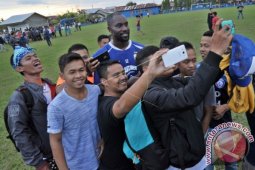 Persib Bandung Memutus Kontrak Carlton Cole