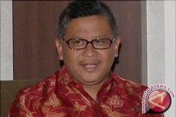 Sekjen PDIP Temui Hamzah Haz