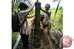 TNI evakuasi meriam peninggalan kerajaan Seuneuam
