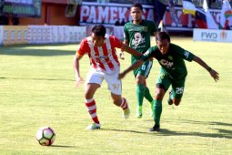 PMU Bermain Imbang Lawan Persebaya