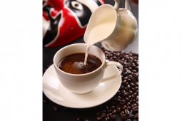 Warung "De Pandawa Coffee" Sajikan Kopi Printing