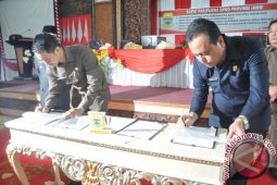 Kenaikan tunjangan anggota DPRD Jambi disahkan