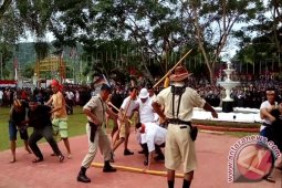 Kodim Pentaskan Drama Kolosal Perjuangan Pahlawan Gorontalo