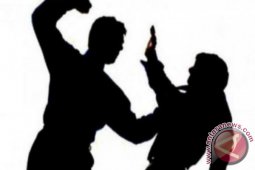 Remaja berusia 19 tahun aniaya polisi hingga mengalami luka robek