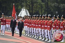 Sekjen Partai Sosialis Vietnam disambut upacara kenegaraan