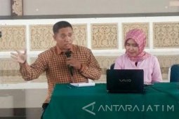 Pengamat: Khofifah Sulit Menang Jika Nekat Maju Tanpa Restu Presiden
