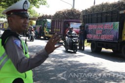 Unjuk Rasa APTRI