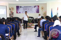 Wagub Sudikerta Inginkan Sinergi Akademisi Kembangkan Peternakan