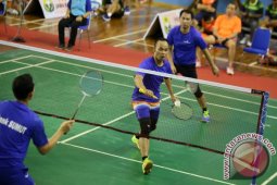 MELANGKAH KE SEMIFINAL