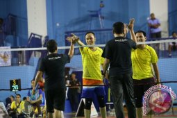 BERPELUANG PERTAHANKAN EMAS