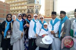 40 orang anggota keluarga besar Unja berhaji