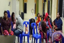 Wanita Penghibur Terjaring Razia