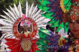Karnaval Kreasi Busana