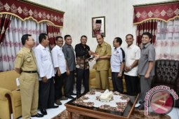 KPU Tebing Tinggi Serahkan Laporan Ke Walikota