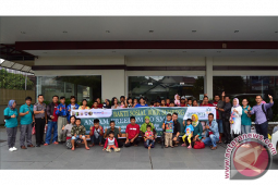 "ANTAM Beri Anak Kami Senyum Termanis"