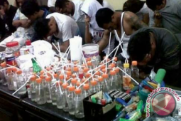 Polsekta Banjarmasin Barat Gerebek Lima Orang Pesta Narkoba