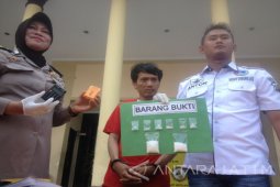 Polisi Bekuk Pengedar Narkoba di Kalangan Pengamen