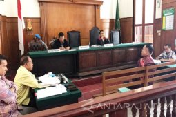 Saksi Ahli: Pidana Penipuan Hendry Dipending Dulu