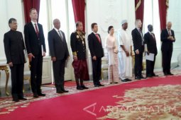 Jokowi Receives Credentials from Nine Foreign Ambassadors