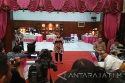 Risma Tegaskan Tolak Maju Pilkada Jatim 2018