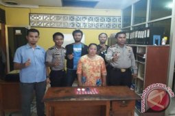 Polisi Toboali Tangkap IRT Pengedar Narkoba