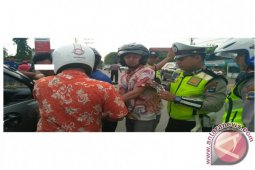 Tersangka Pembawa Sajam Tertangkap Setelah Hampir Menabrak Warga