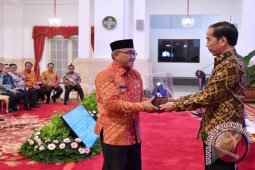 Wali Kota Depok Raih Penghargaan Dari Presiden