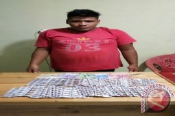 Polisi Sita 495 Butir Carnophen Dari Pengedar