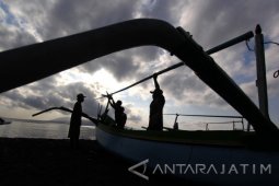 Nelayan Tidak Melaut