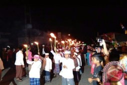 Angkola Barat Sambut Tahun Baru Islam Dengan "Tellong-Tellong"