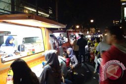 110 Mobil Toko Semarakkan Acara "Botram"