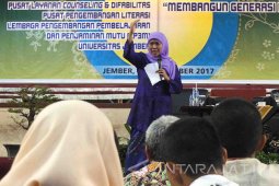 Kuliah Umum Menteri Sosial