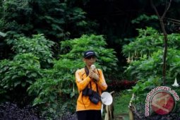 Dr Cahyo Wibowo, Dosen IPB yang Hobi Menanam di Sudut Kampus