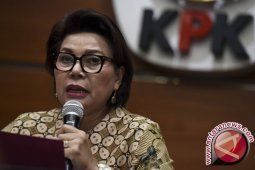 KPK tahan wali kota dan ayahnya