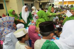Wali Kota Kediri Ajak Muslimat Ikut Didik Anak-anak