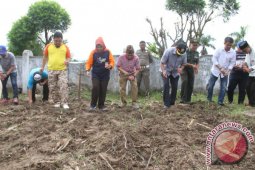 Bupati Gorontalo Berharap Tidak Ada Lagi Lahan Tidur