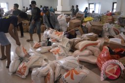 Bupati Klungkung Jamin Logistik Pengungsi Tidak Kadaluwarsa