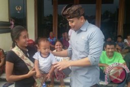 Karang Taruna Bali Serahkan Bantuan Pengungsi Gunung Agung
