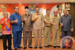 Gubernur Minta Masyarakat Rukun Hadapi Pilkada