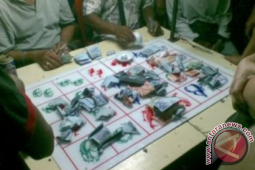 Asyik Berjudi Dadu Lima Pelaku Dibekuk Polisi