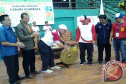 PEMBUKAAN PERTANDINGAN GULAT