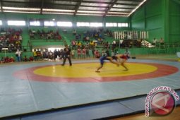 PERTANDINGAN GULAT
