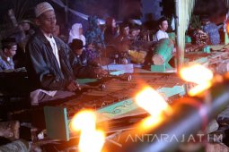 Pertunjukan Gamelan Deling