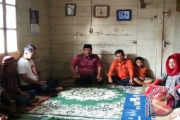 Pemkab Tapsel Bantu Keluarga Korban Pembunuhan