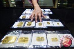 Harga Emas Berjangka Turun