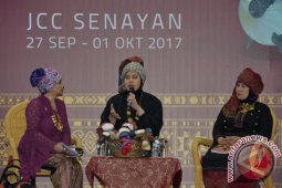 Dekranasda Jambi tampilkan "tekuluk" di pameran Kriyanusa