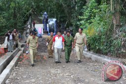 Bupati Klungkung Meninjau Pelaksanaan Proyek Pembangunan