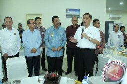Menko Kemaritimian Minta Percepatan Pembangunan Danau Toba